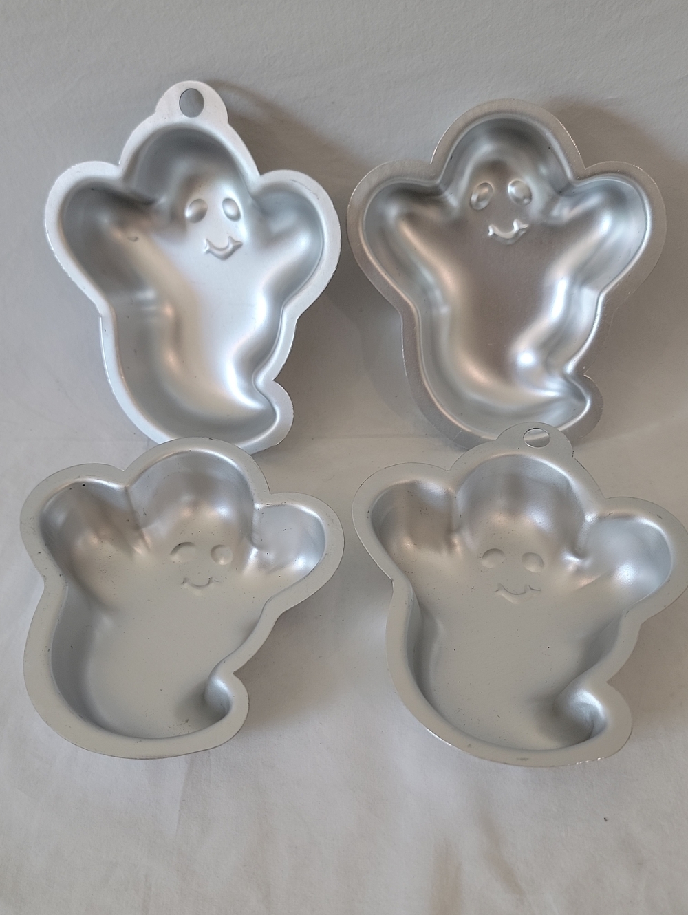 Halloween Ghost Singles Bake, Cake Pans QTY of 4